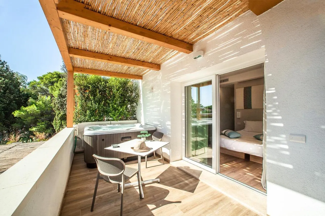 Noha Lifestyle Hotel - Adults Only Pula