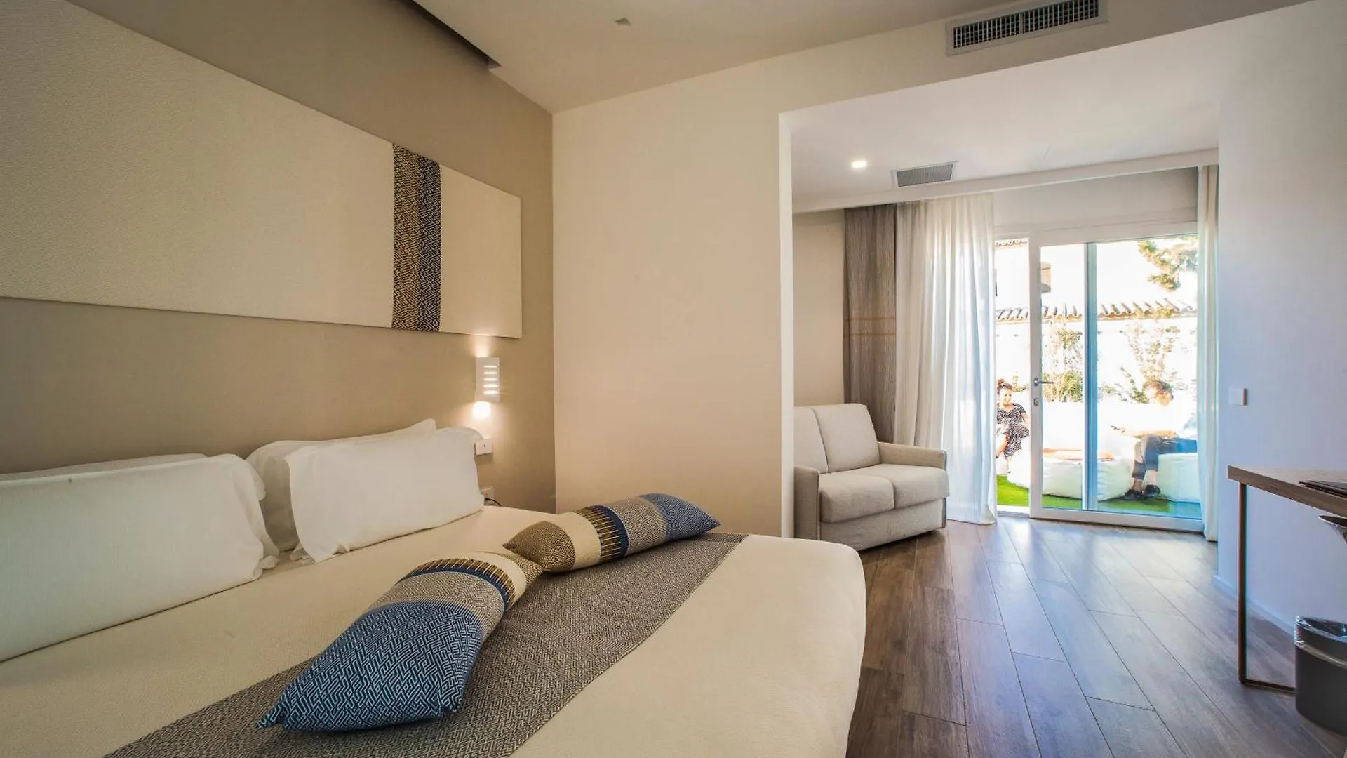 Noha Lifestyle Hotel - Adults Only Pula 4*,  Włochy