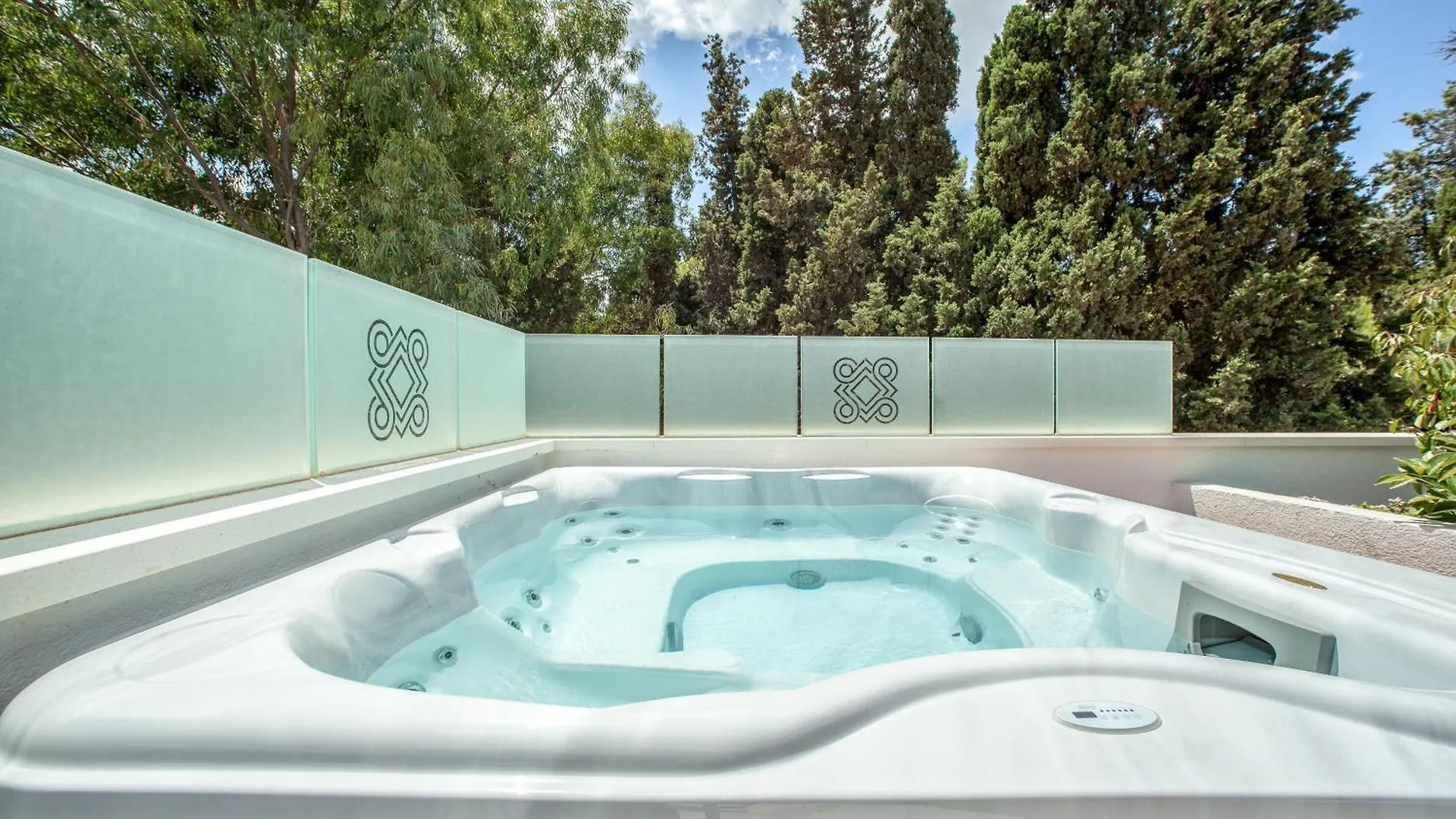Noha Lifestyle Hotel - Adults Only Pula